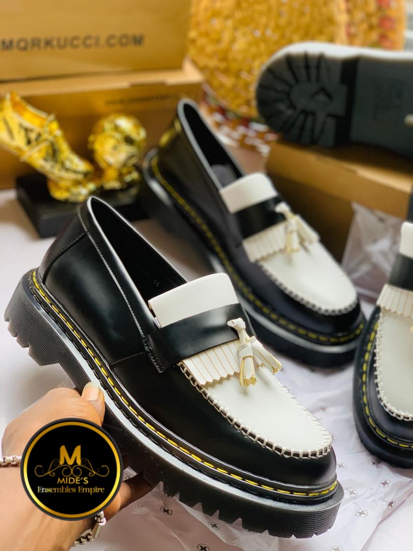 Luxurious Men genuine leather Shoes